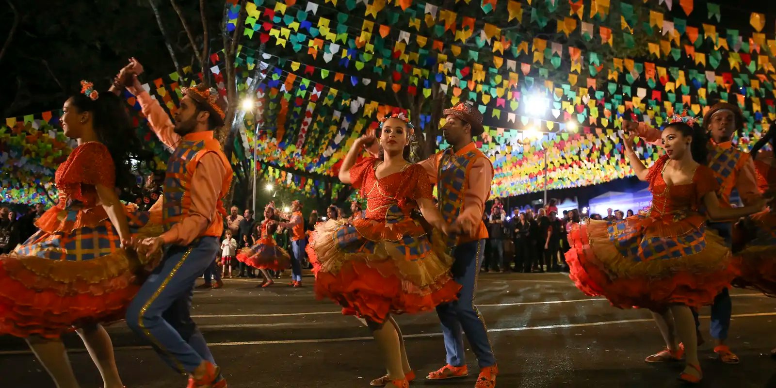 Festa popular preferida do brasileiro é a junina, e não o carnaval