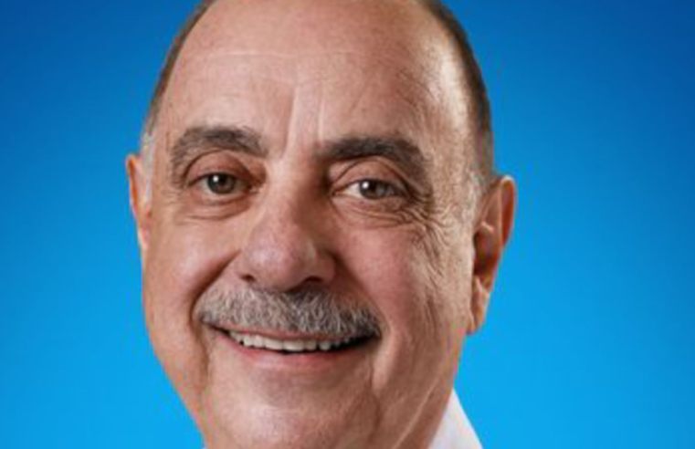 Vice assume prefeitura de BH, após licença médica de Fuad Noman