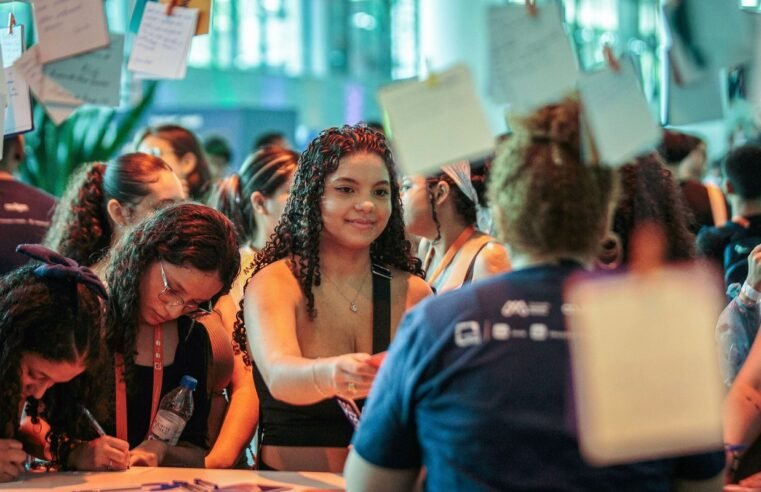 São Paulo reúne jovens para fomentar ensino técnico e divulgar emprego