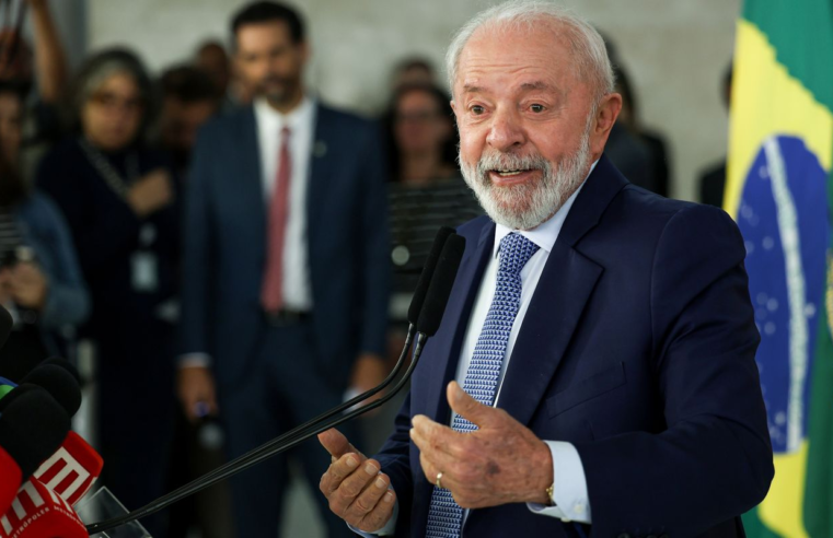 Vamos baixar o custo de vida, afirma Lula
