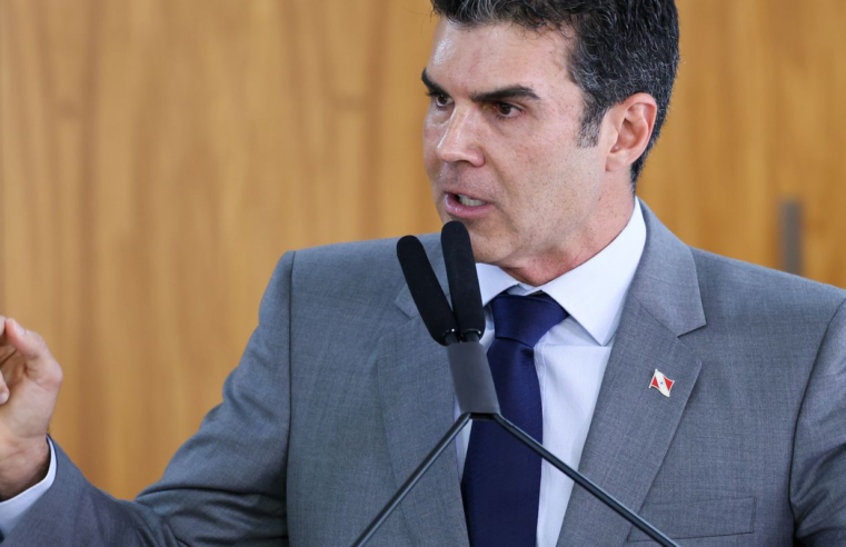 Governador decide revogar nova lei polêmica sobre ensino no Pará