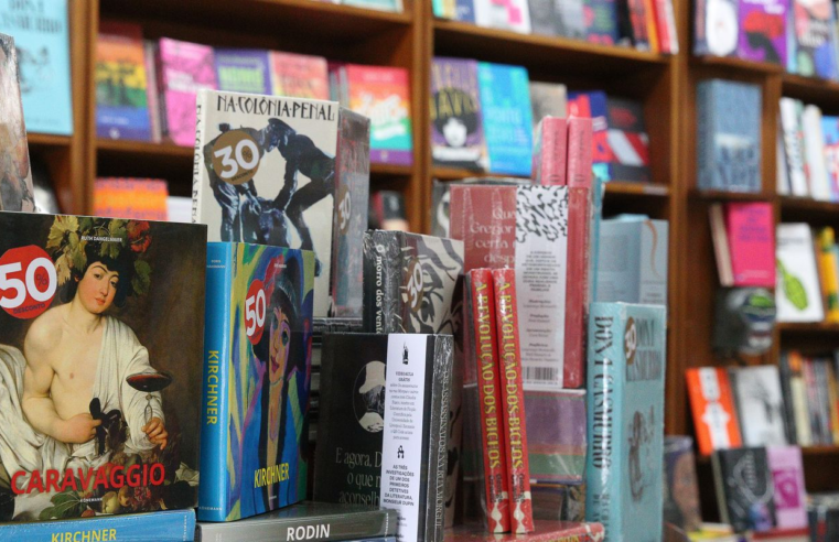 Em 12 meses, 16% dos maiores de 18 anos compraram ao menos 1 livro
