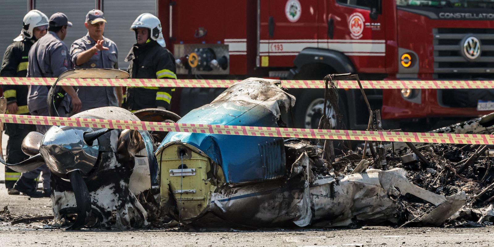 Aeronave bateu em árvore antes de atingir ônibus em São Paulo