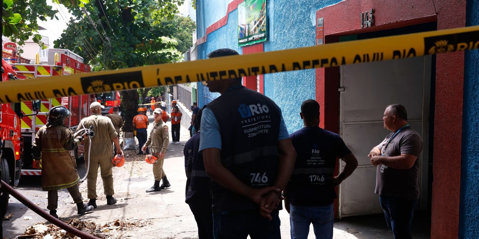 Após incêndio, prefeito diz que escolas de samba não serão rebaixadas