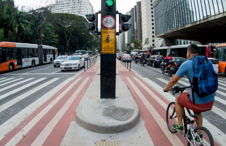Modelo de financiamento do transporte está obsoleto, dizem gestores
