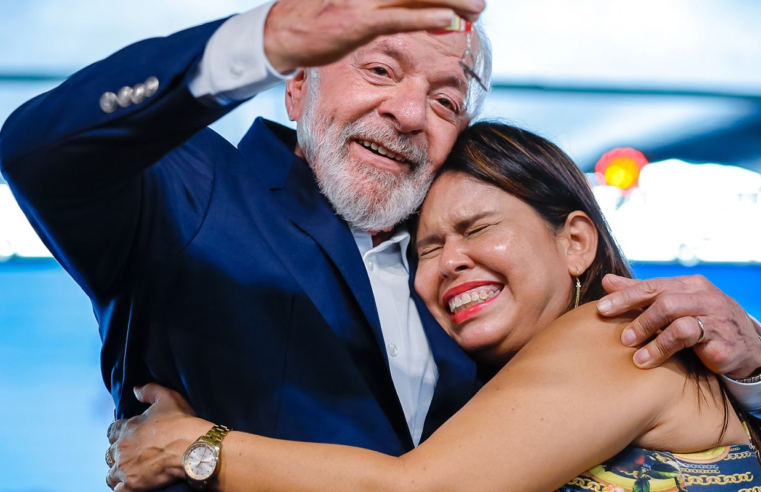 "Nós vamos derrotar as mentiras", diz Lula em Macapá