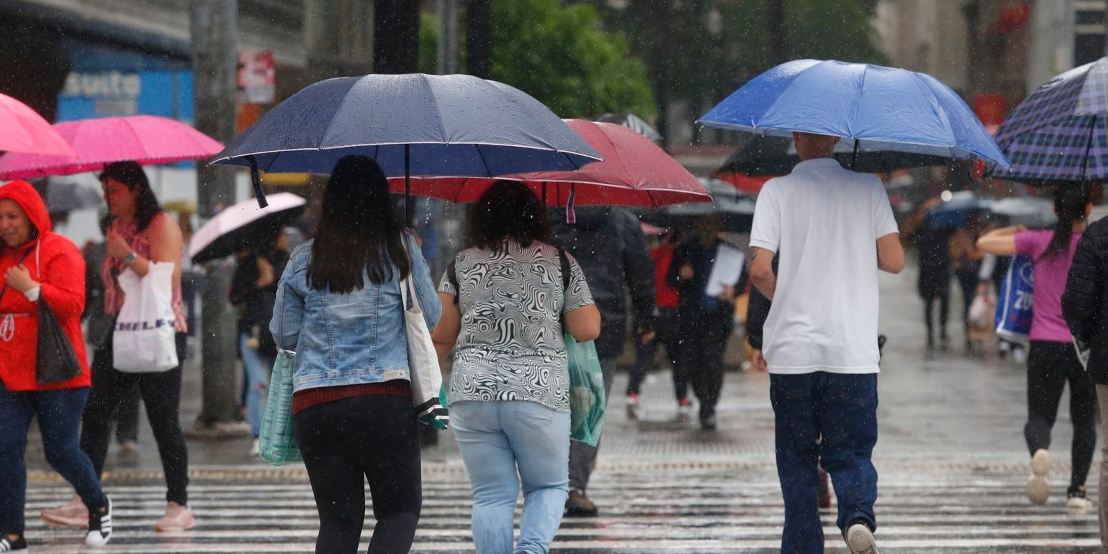 Inmet faz alerta de chuvas intensas para região Norte e Maranhão