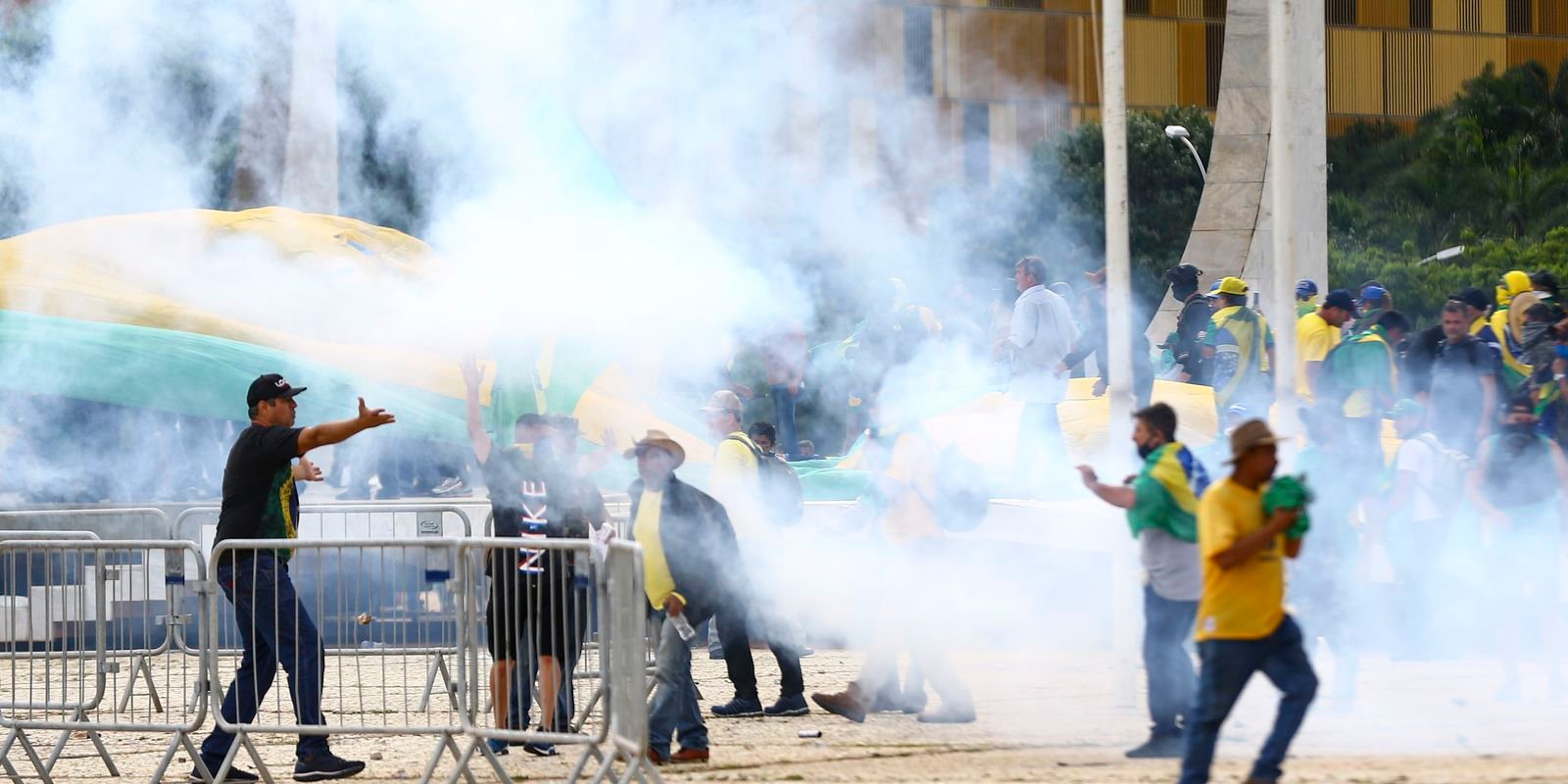 Organizações pela democracia dizem que denúncia expõe golpe no Brasil