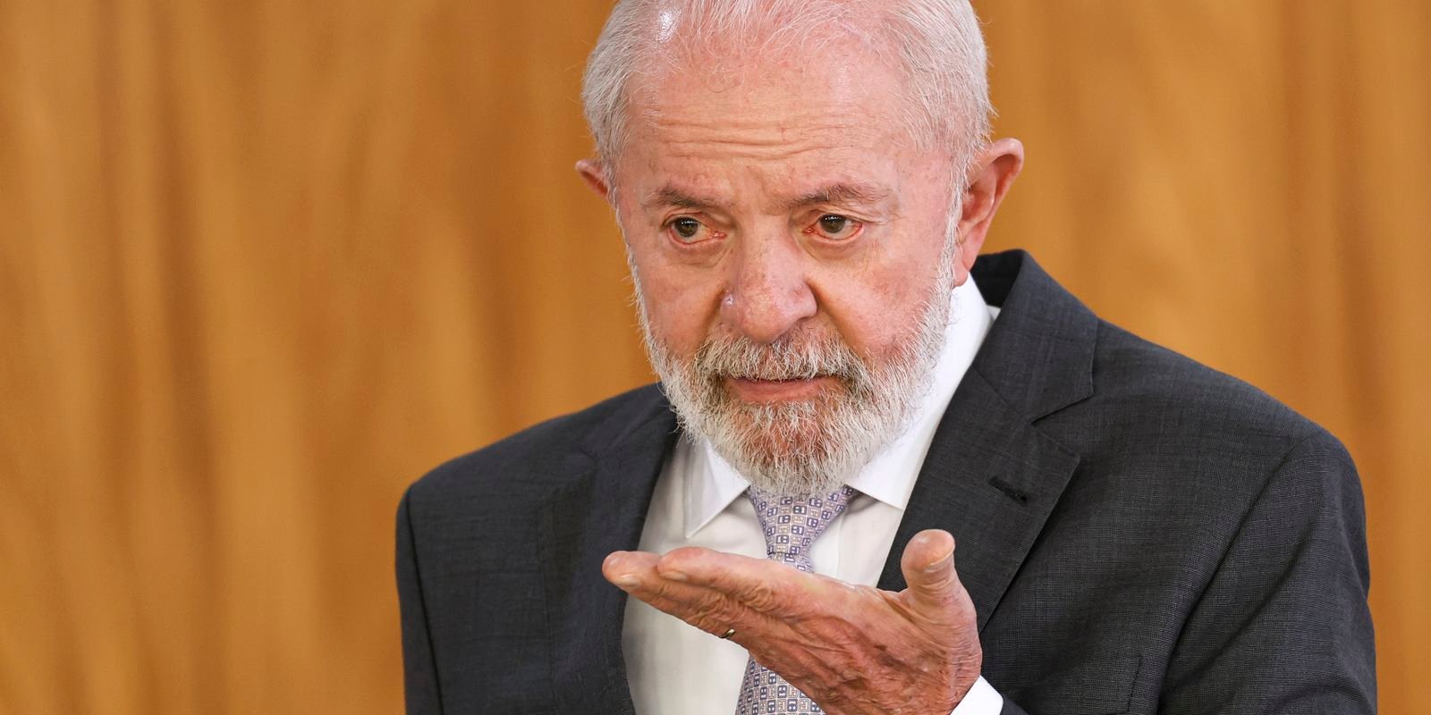 Lula defende presunção de inocência a denunciados por golpe de Estado