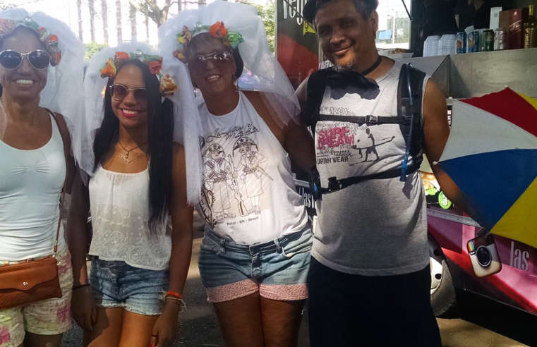 Festival em Brasília celebra diversidade em clima de carnaval
