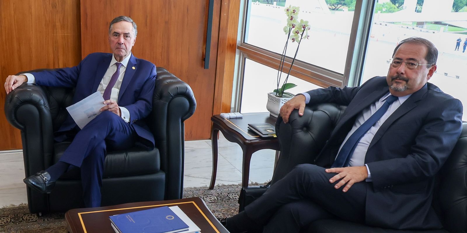 Advogado de Bolsonaro diz que vai pedir anulação da delação de Cid