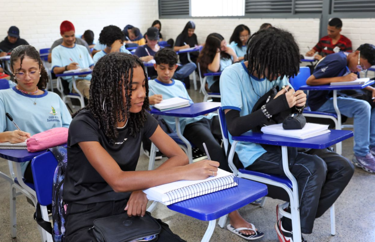 Pé-de-Meia chega hoje para quem se formou no ensino médio em 2024