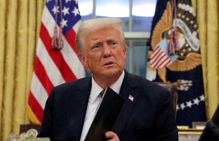 Trump retira autorização para petroleira dos EUA atuar na Venezuela