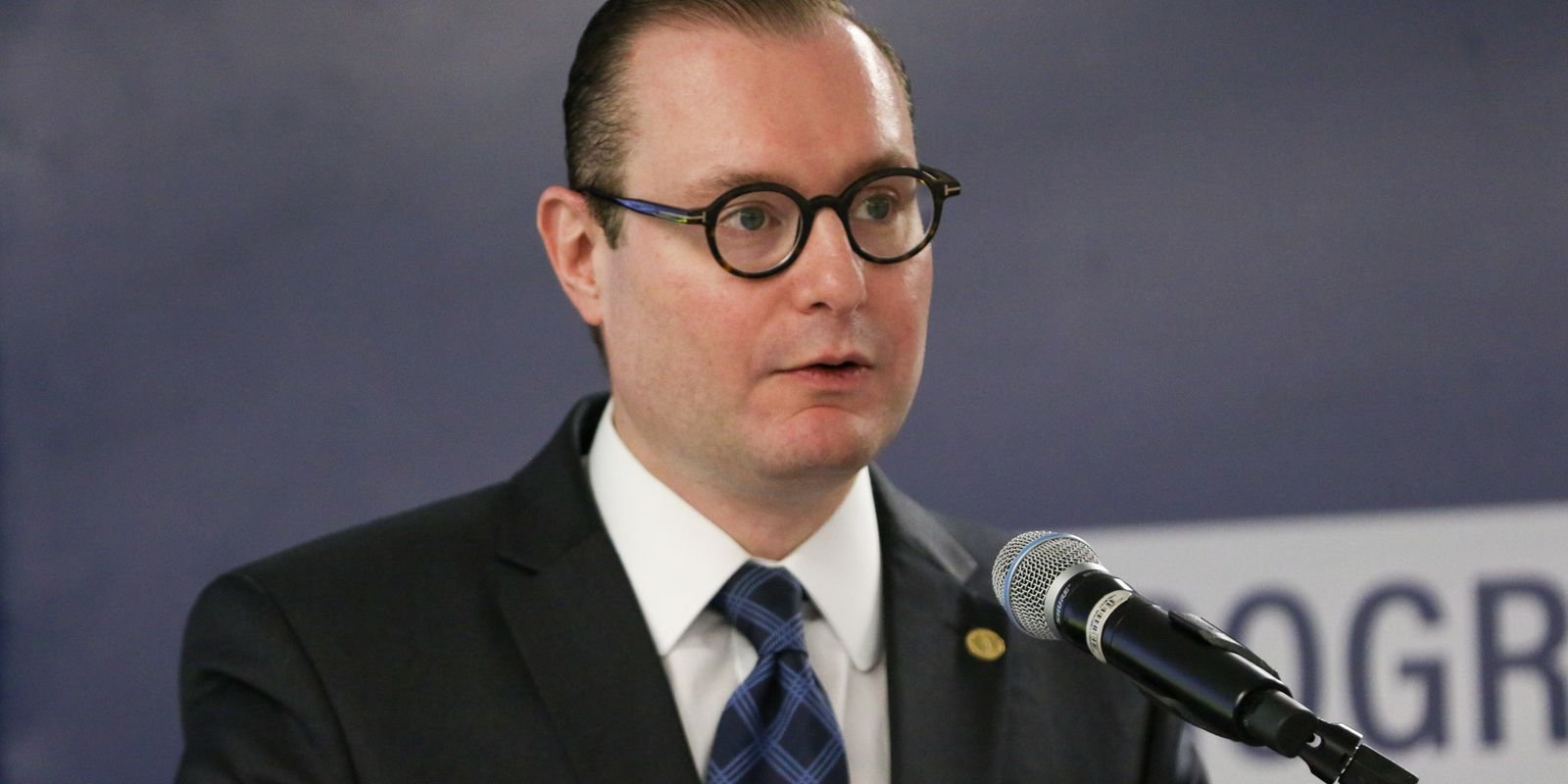 Zanin diz que não vai se declarar impedido para julgar Bolsonaro