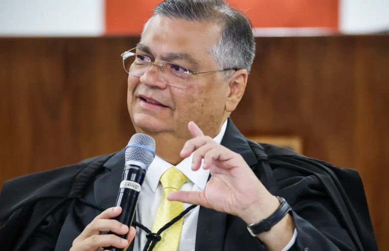 Dino defende Moraes após governo dos EUA criticar decisões do STF