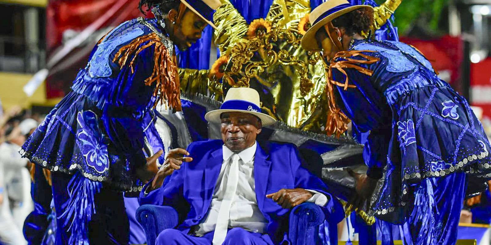 Trem azul da Portela vai levar Milton Nascimento para a Sapucaí