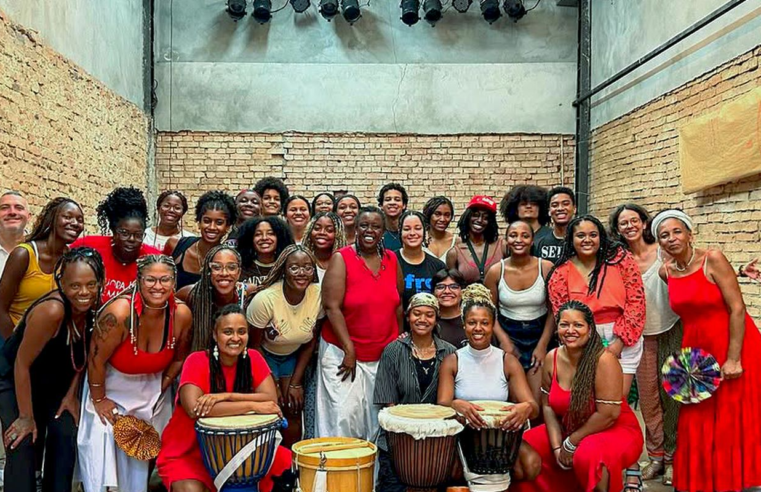 Ilú Oba de Min abre carnaval de rua de SP nesta sexta-feira