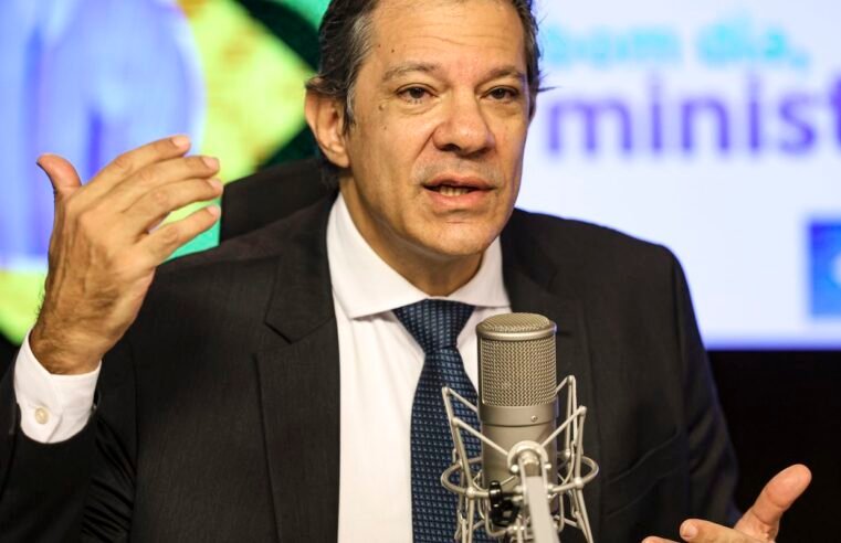 Consignado para CLT busca proteger trabalhador de juros, diz Haddad
