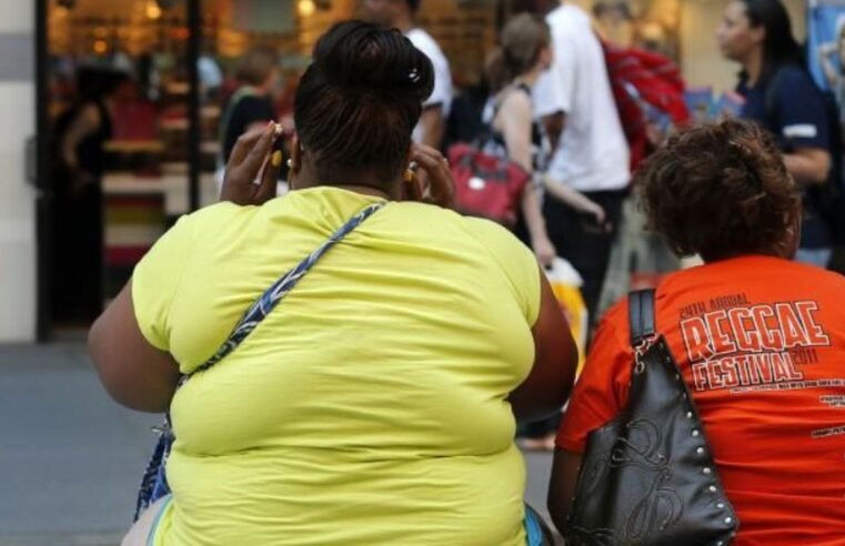 Um a cada três brasileiros vive com obesidade, mostra relatório global