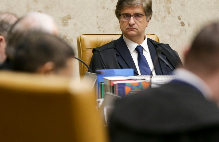 PGR é contra pedido de Bolsonaro para apresentar defesa em 83 dias
