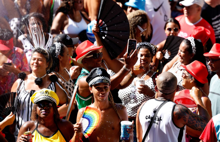 Mais de 2 mil itens irregulares foram apreendidos no carnaval do Rio