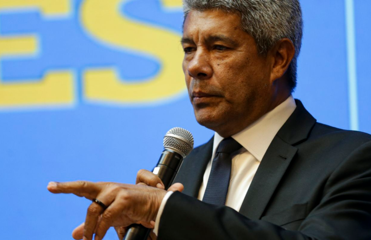 Governador da Bahia pede investigação sobre atuação da PM em chacina