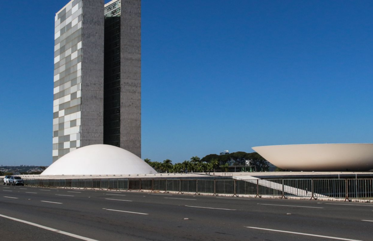 Congresso e Judiciário retomam sessões após feriado de Carnaval