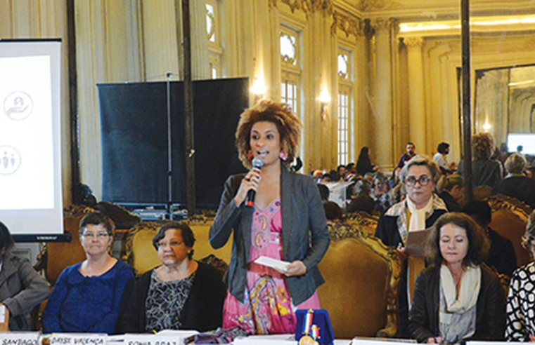 Moraes manda PF entregar conversas entre delegado e Marielle Franco
