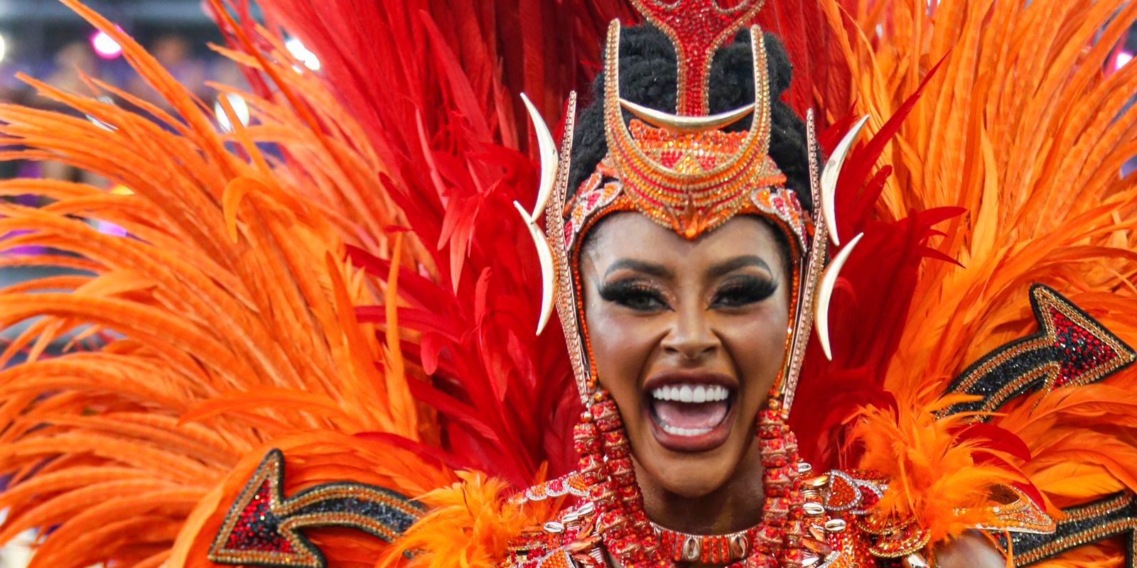 Desfiles de São Paulo têm Zé Celso, Benito de Paula, fé e literatura