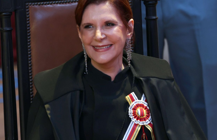 "Sou feminista e me orgulho de ser mulher", diz nova presidente do STM