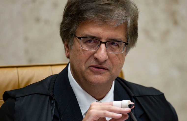 PGR rebate defesas e pede que denunciados por golpe virem réus no STF