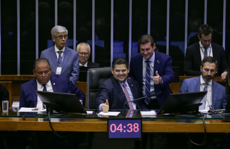 Congresso aprova novas regras para pagamento de emendas parlamentares