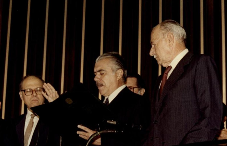 Redemocratização: há 40 anos, Sarney assumia a presidência do Brasil