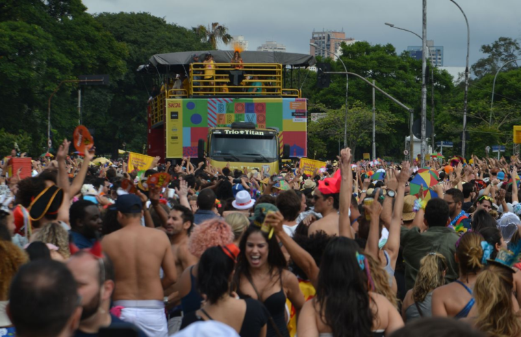 Carnaval em Salvador comemora os 40 anos da axé music