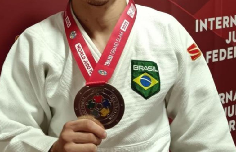 Judô: Michel Augusto garante prata no 1º dia do Grand Slam de Tbilisi