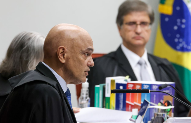 Moraes nega que STF esteja condenando “velhinhas com a bíblia na mão"