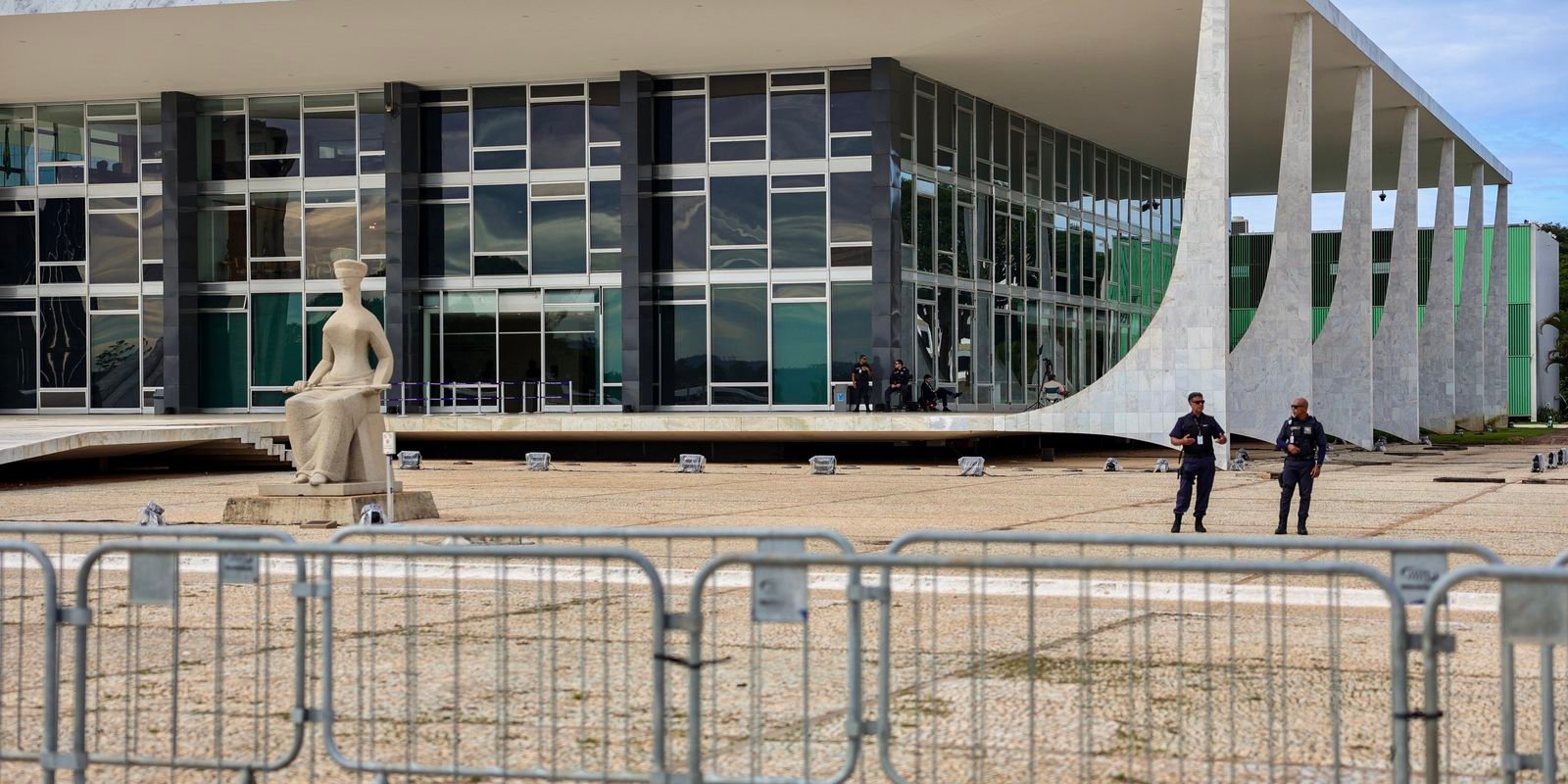 Defesas dos acusados de golpe pedem julgamento no plenário do STF