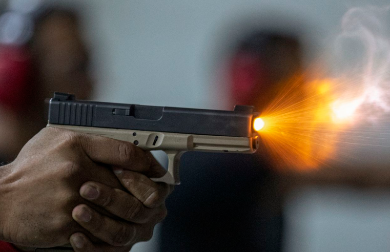 PF e Exército apuram irregularidades em clubes de tiro no sul do RJ