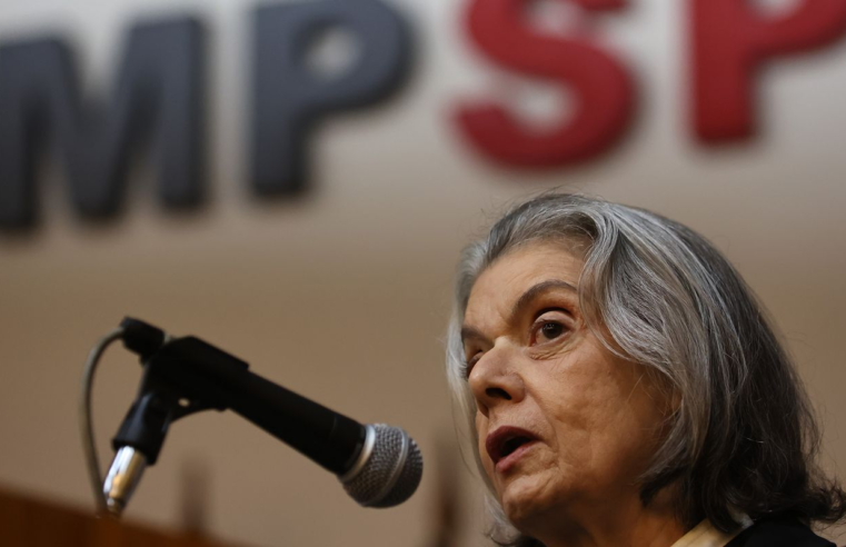 Brasil vive guerra contra as mulheres, diz ministra sobre violência