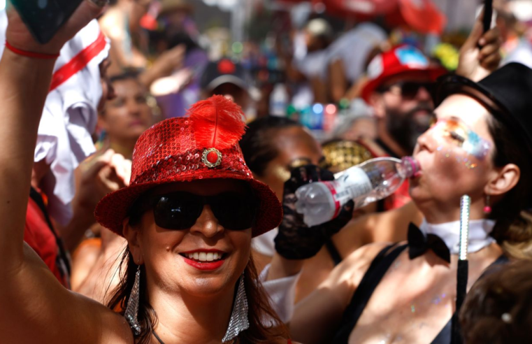 Mais 43 blocos desfilam de quarta a domingo no Rio de Janeiro