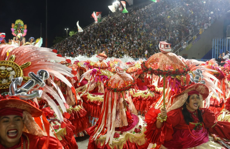 Escola campeã do carnaval do Rio será conhecida hoje