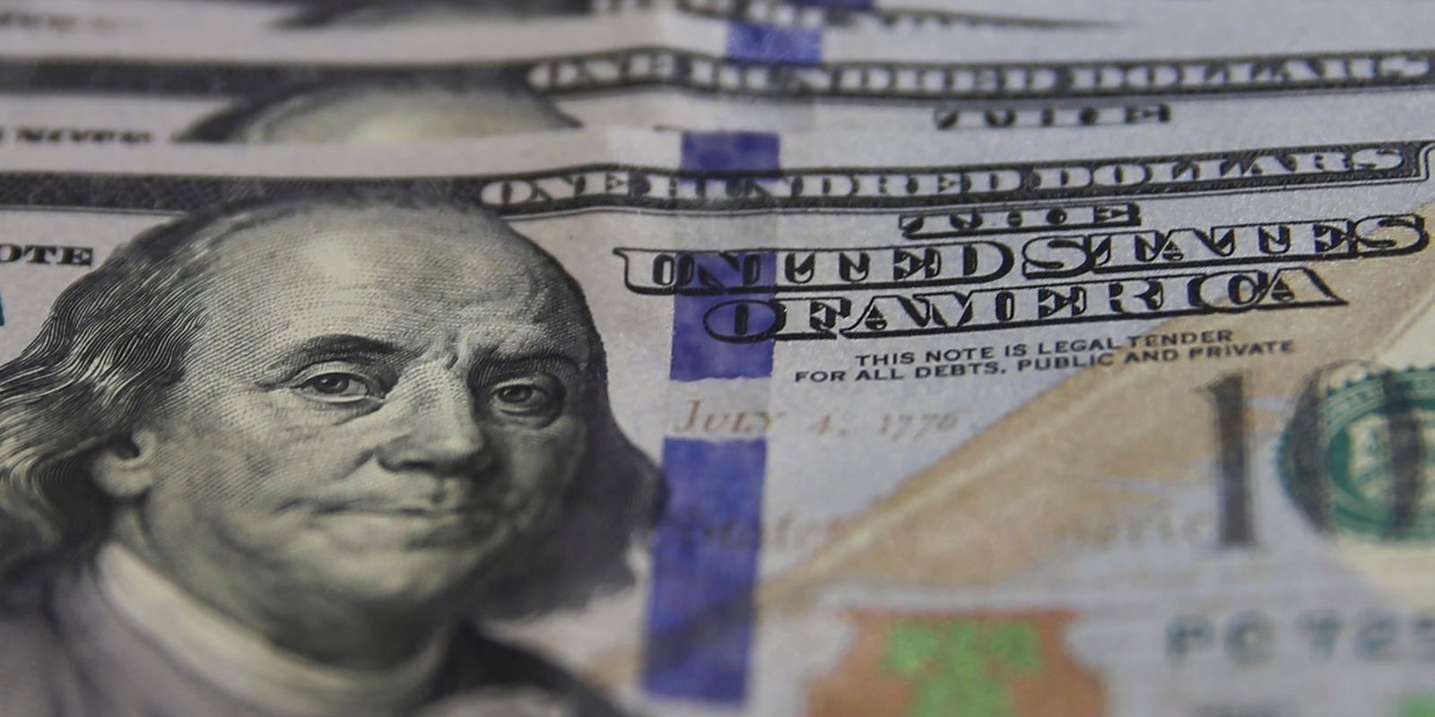 Dólar cai pela sétima vez seguida e fecha em R$ 5,64