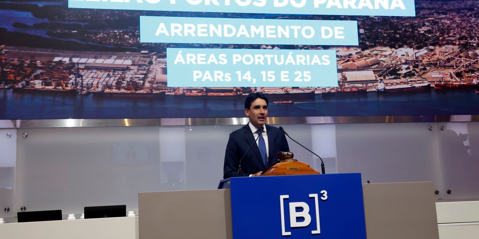 Governo leiloa quatro terminais portuários em Paranaguá e no Rio