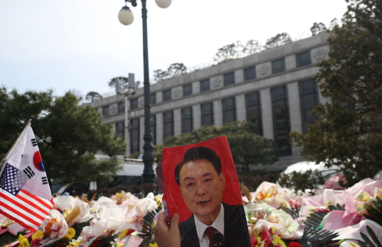 Após impeachment, Presidente da Coreia do Sul é destituído do cargo