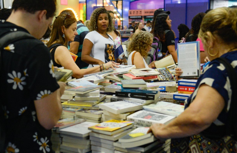 Capital Mundial do Livro, Rio receberá acervo selecionado pela CPLP