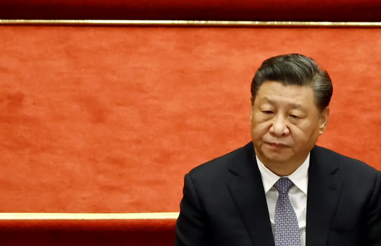 China diz que vai transformar "tarifaço" dos EUA em "oportunidade"