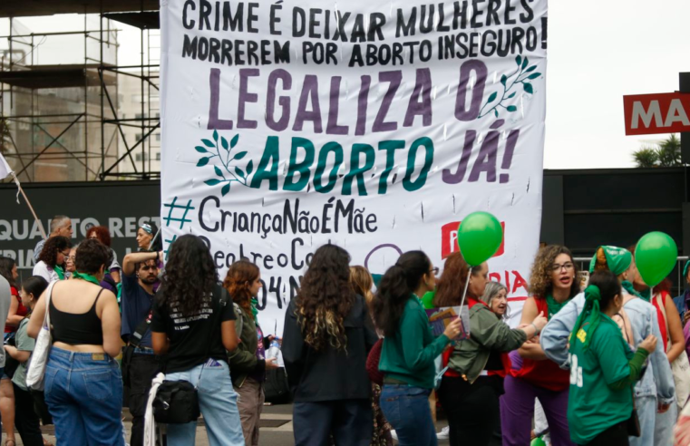 Barreiras travam aborto legal no Brasil, diz instituto ligado à OMS