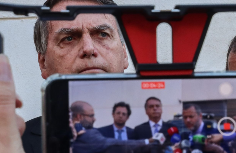 STF abre ação penal contra Bolsonaro e mais 7 réus por trama golpista
