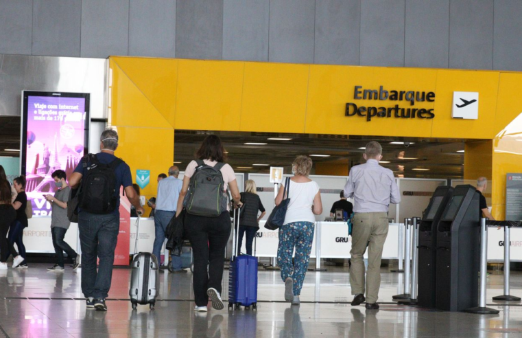 Deputadas denunciam racismo em revista no aeroporto de Guarulhos