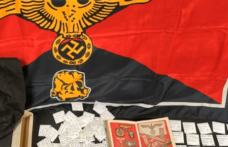 Homem de 70 anos é preso no Rio por comercializar símbolos nazistas